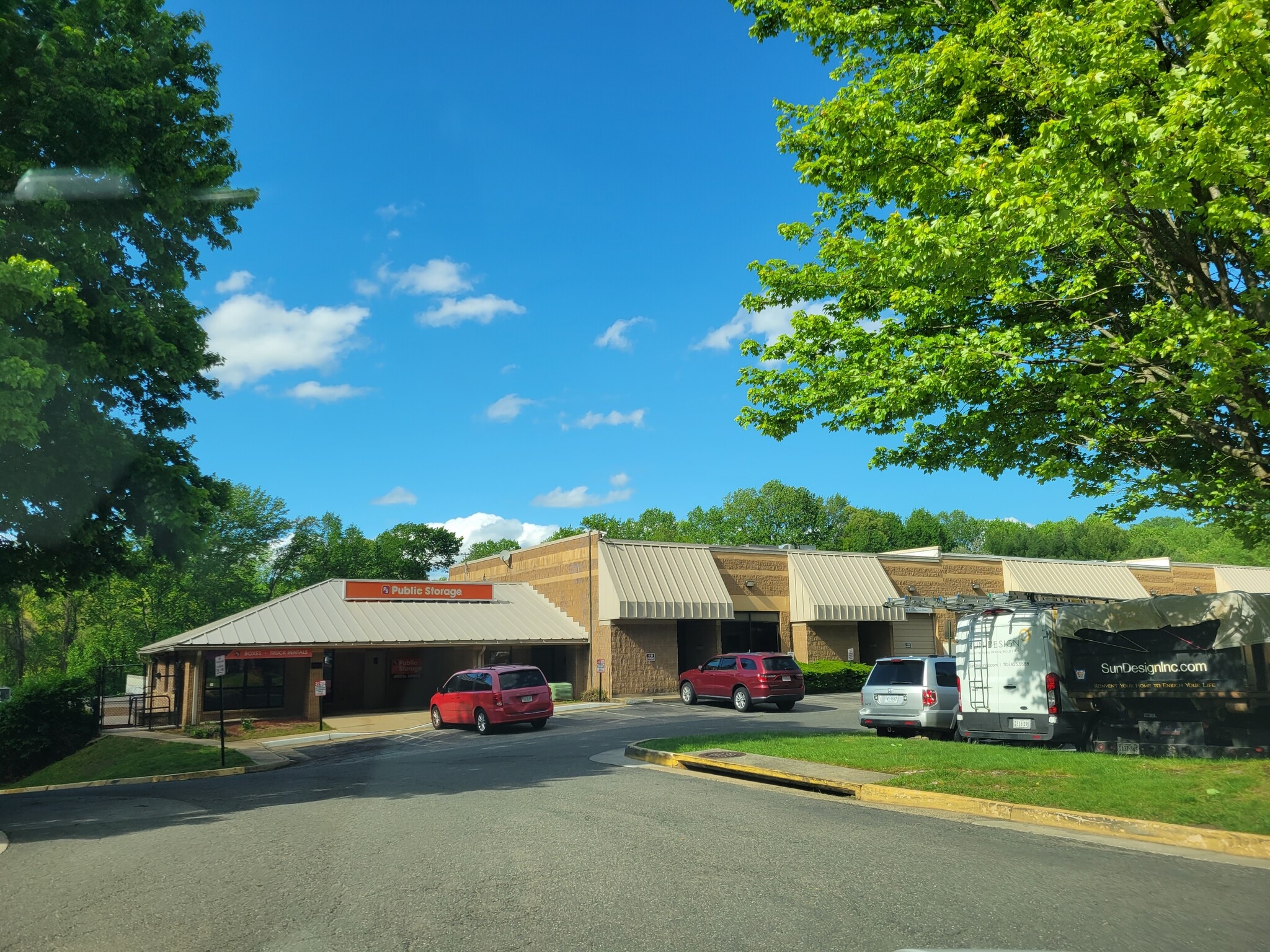 5799 Burke Centre Pky, Burke, VA for lease Building Photo- Image 1 of 4