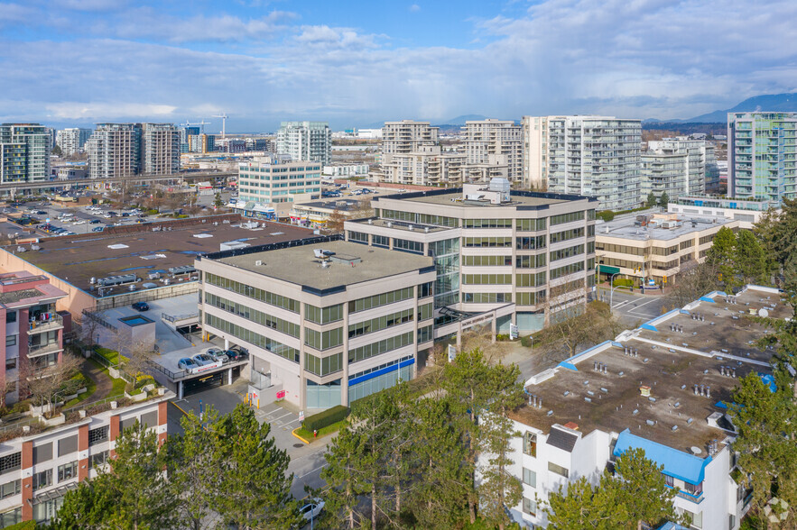 5811 Cooney Rd, Richmond, BC for lease - Building Photo - Image 3 of 5