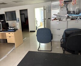3640-3644 Main St, Flushing, NY for lease Interior Photo- Image 2 of 2