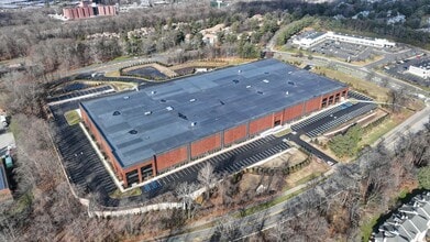 1000 MacArthur Blvd, Mahwah, NJ for lease Building Photo- Image 2 of 5