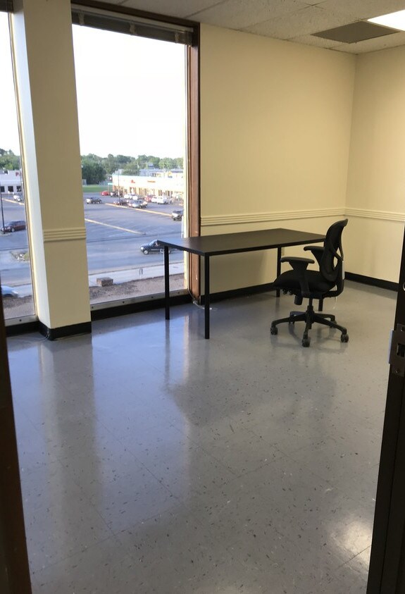 7807 Long Point Rd, Houston, TX for sale Interior Photo- Image 1 of 1