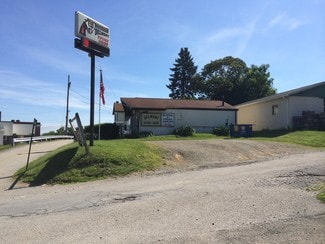 More details for 109 Greensburg St, Delmont, PA - Retail for Sale