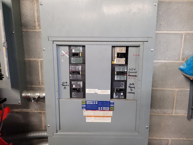 19 E Centre St, Nutley, NJ for lease - Building Photo - Image 3 of 22