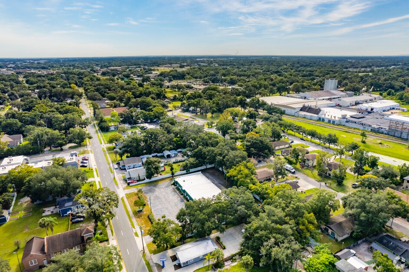 1211 W Reynolds St, Plant City, FL 33563