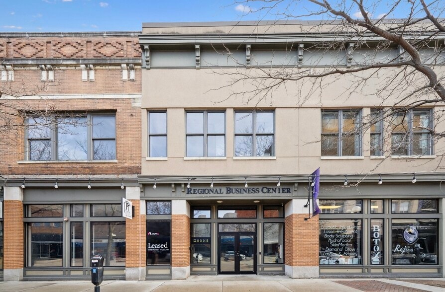 212-218 E 4th St, Waterloo, IA for sale - Building Photo - Image 1 of 1