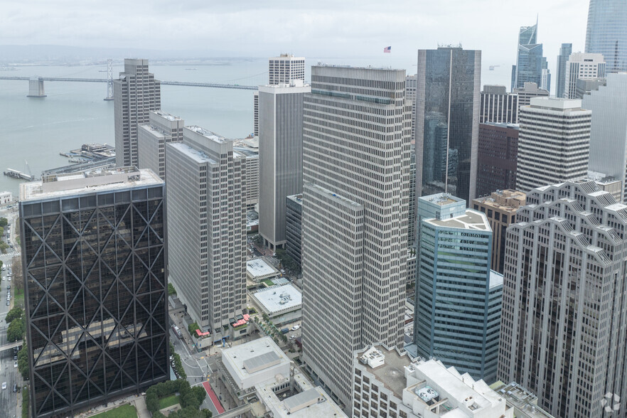 One Embarcadero Ctr, San Francisco, CA for lease - Primary Photo - Image 1 of 19