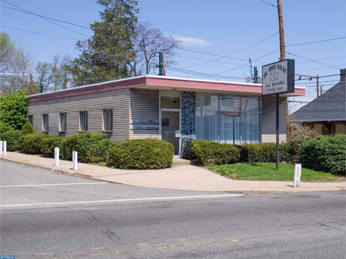 301 E Baltimore Ave, Clifton Heights, PA 19018