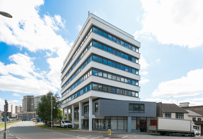 19 Fleming Way, Swindon for sale - Primary Photo - Image 1 of 1