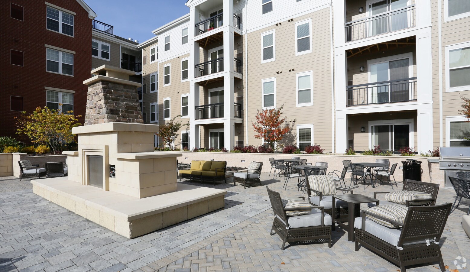 1 Village Grn, Patchogue, NY 11772 New Village at Patchogue