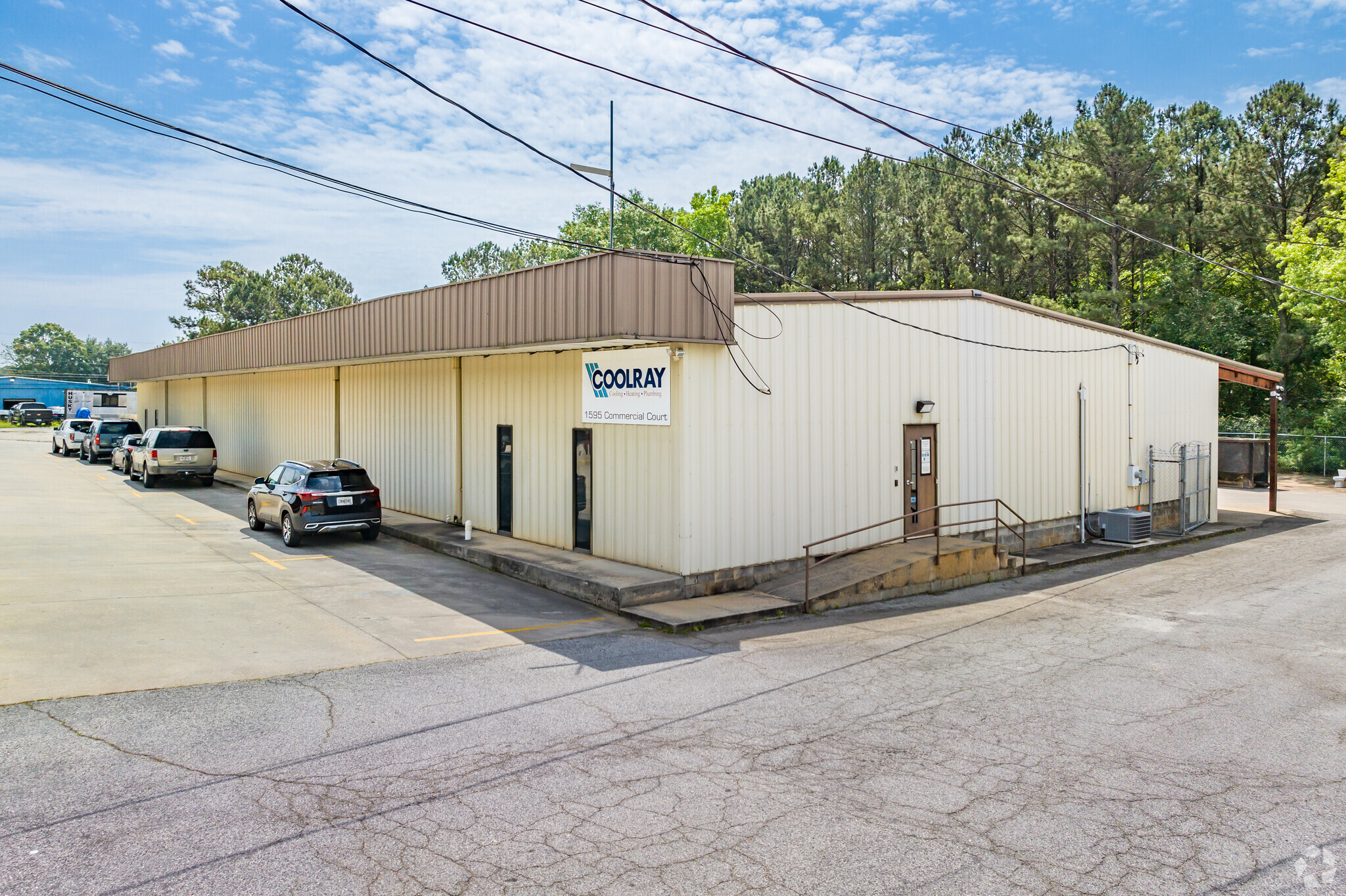 1595 Commercial Ct, Jonesboro, GA for lease Building Photo- Image 1 of 17