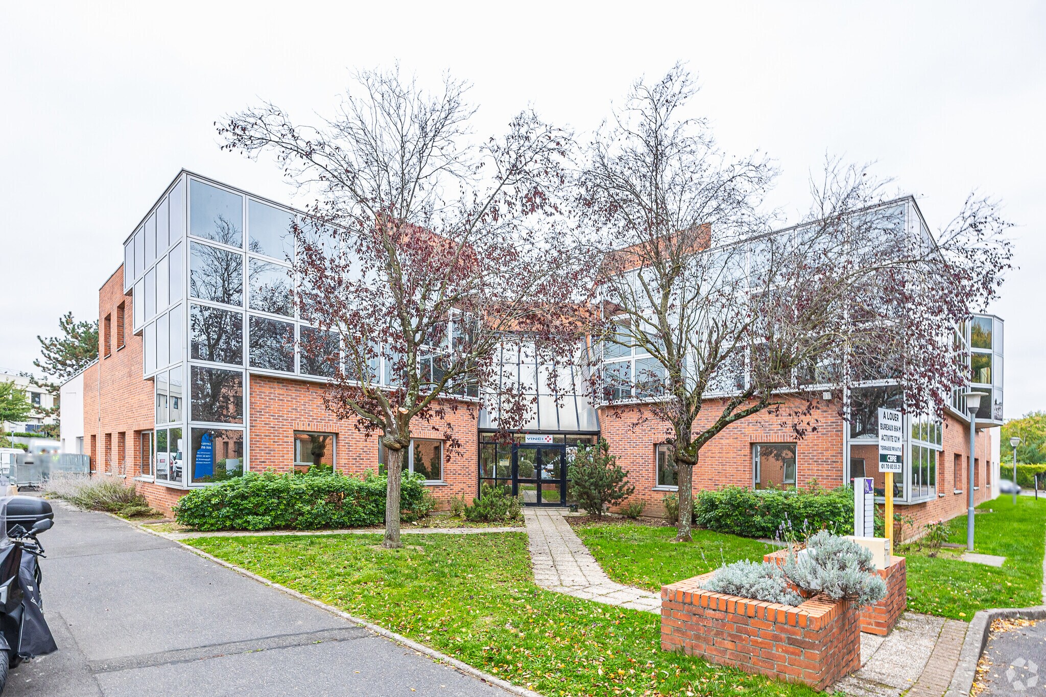 41 Rue Des Peupliers, Nanterre for lease Primary Photo- Image 1 of 3