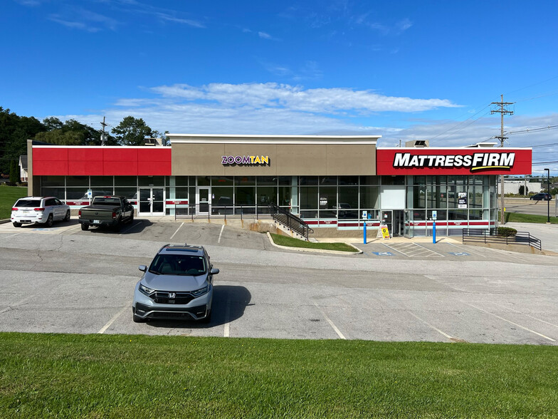 5942 Peach St, Erie, PA for lease - Building Photo - Image 1 of 13