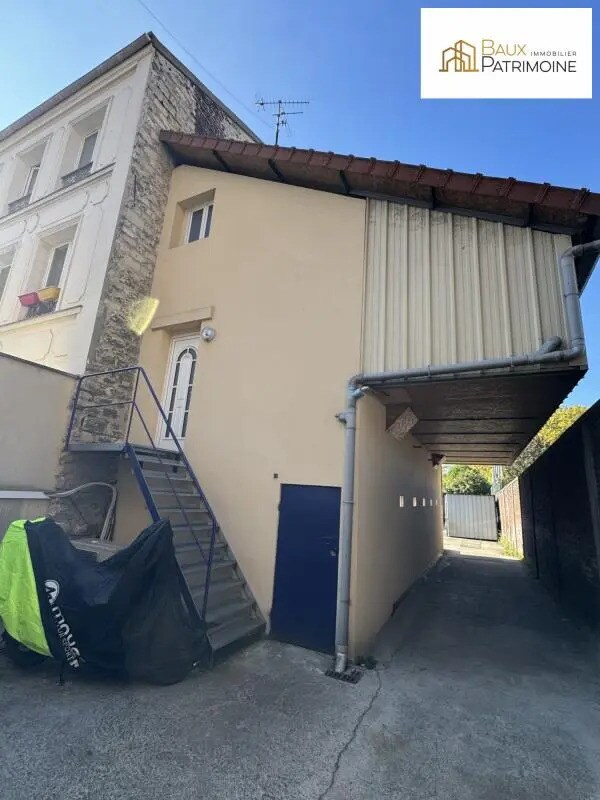 Industrial in Ivry-sur-Seine for lease Building Photo- Image 1 of 10