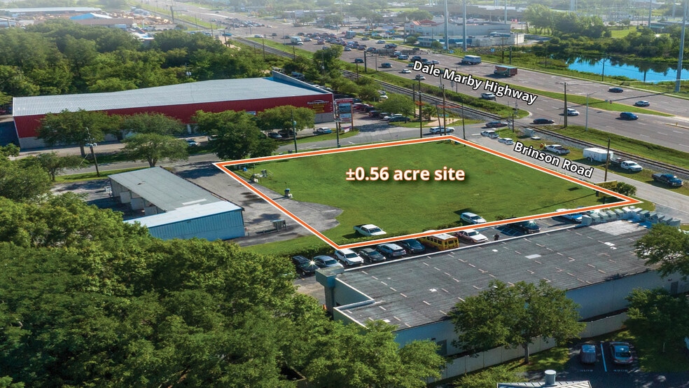 2131 Brinson Rd, Lutz, FL for lease - Primary Photo - Image 1 of 3