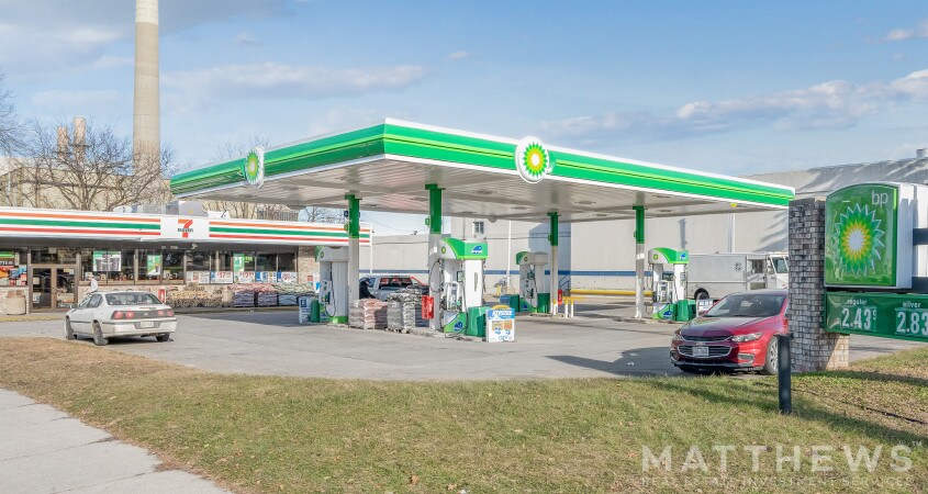 2216 University Ave, Madison, WI for sale Building Photo- Image 1 of 1