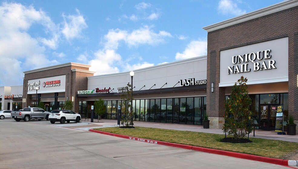 350-400 Promenade Way, Sugar Land, TX for lease - Building Photo - Image 2 of 21