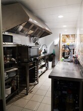 Retail in Girona, Gerona for lease Interior Photo- Image 1 of 4