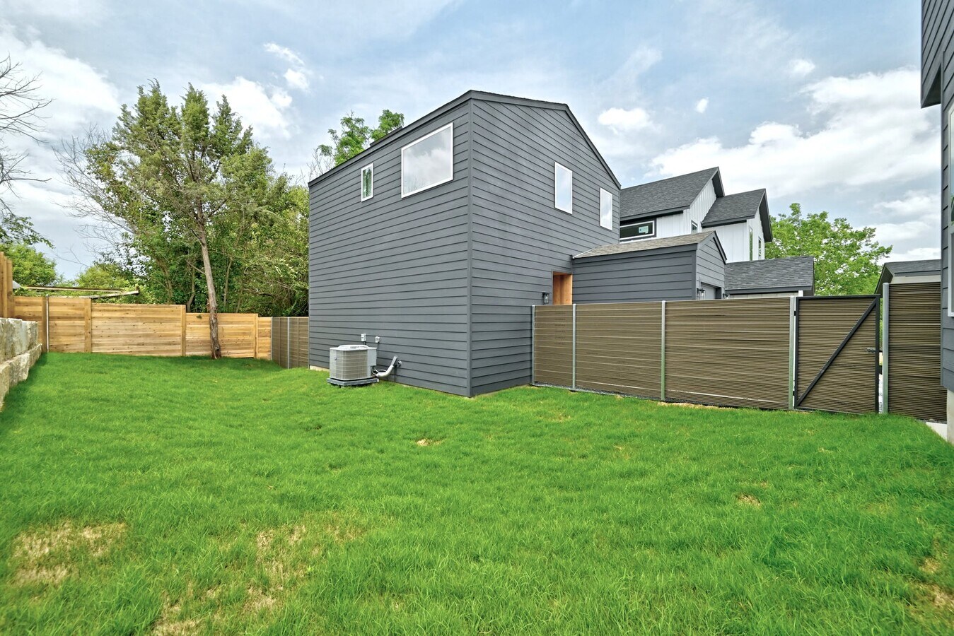 2310 Maxwell Ln, Austin, TX 78741