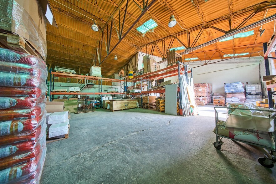 Industrial in Atarfe for sale - Interior Photo - Image 3 of 38