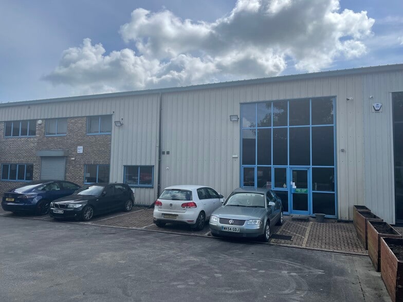 Brook Ln, Westbury for lease - Building Photo - Image 2 of 6