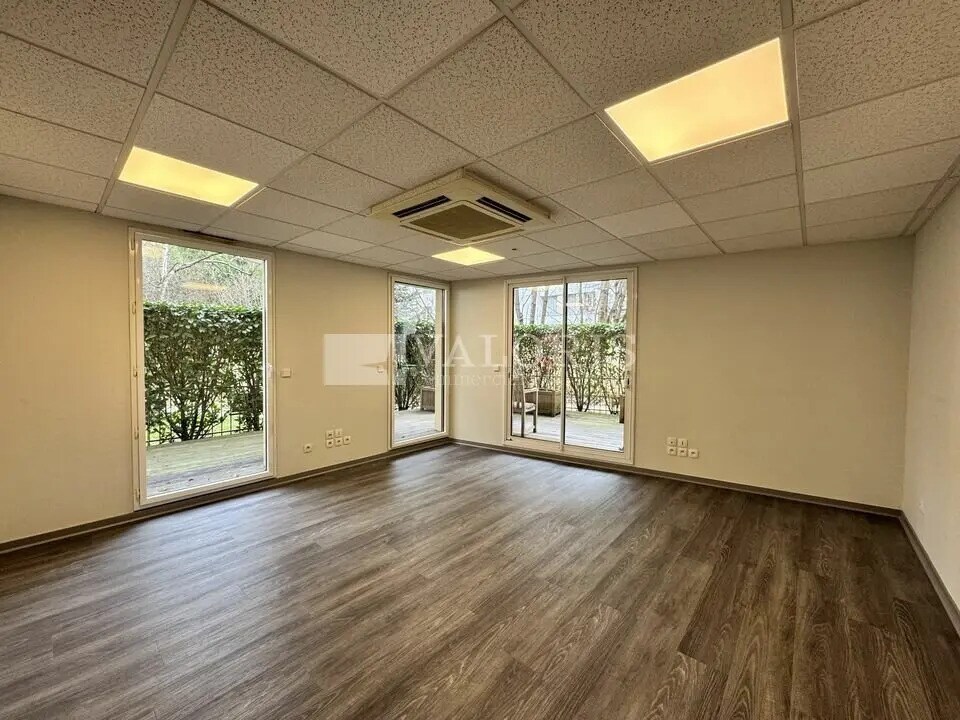 Office in Lyon for lease Building Photo- Image 1 of 9