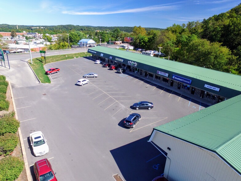 9048 William Penn Hwy, Huntingdon, PA for sale - Building Photo - Image 1 of 1