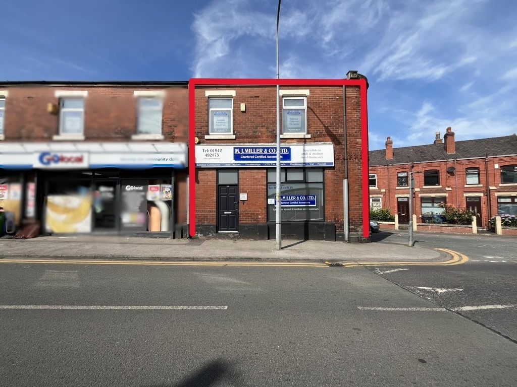 56 Gidlow Ln, Wigan for lease Building Photo- Image 1 of 5