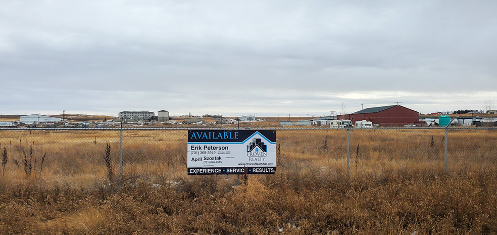 XXX Sherman Lane Rd, Williston, ND for sale - Primary Photo - Image 1 of 5