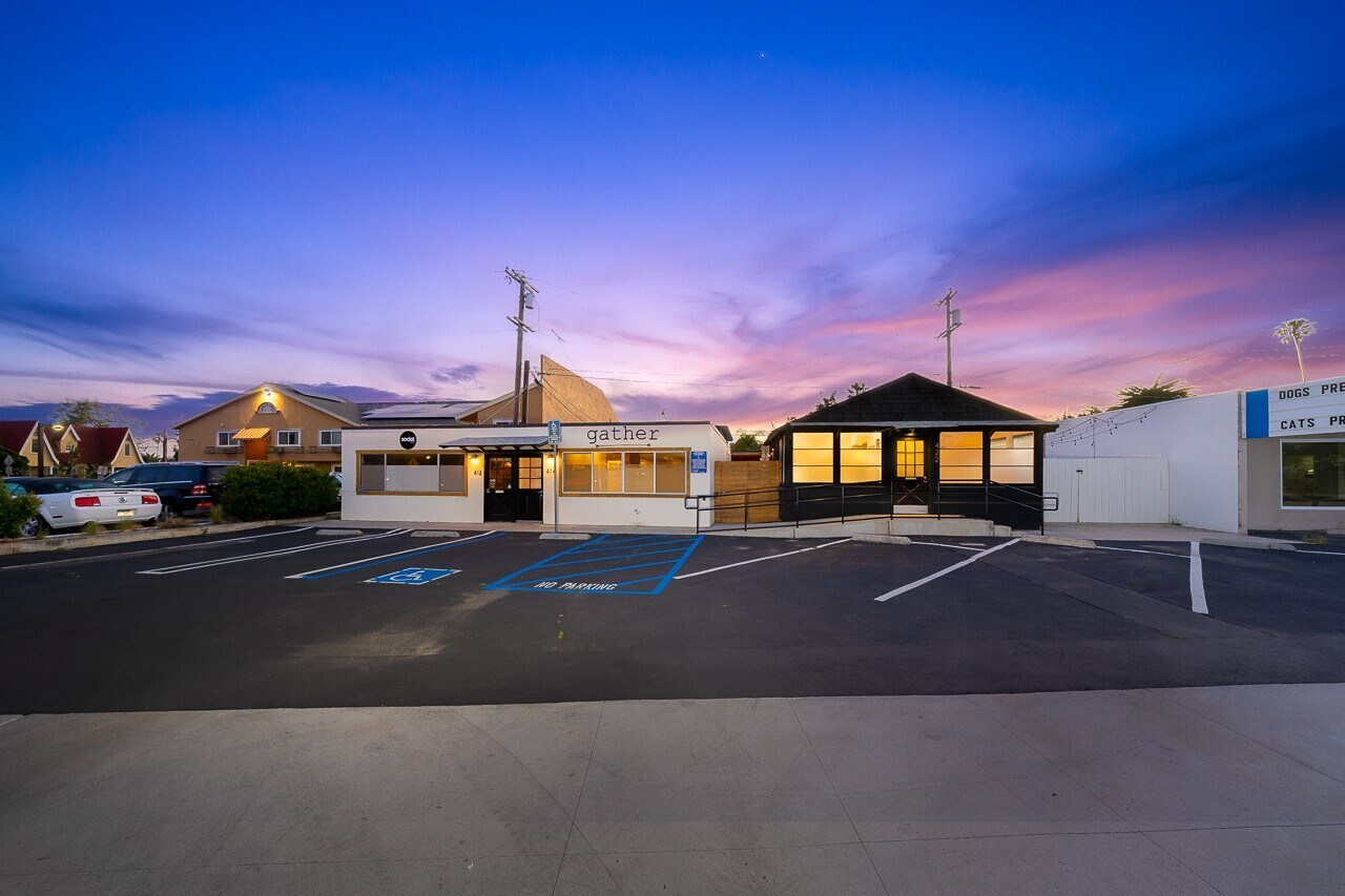 412-426 N Coast Hwy 101