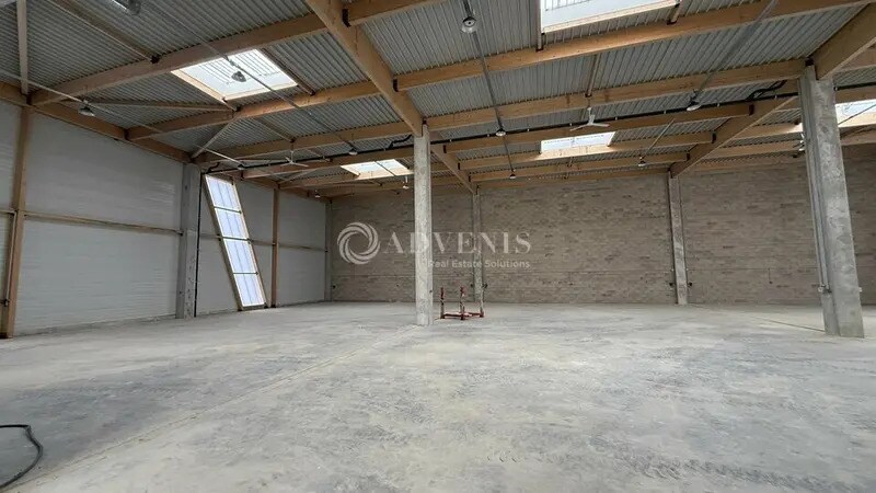Flex in Lognes for lease - Building Photo - Image 2 of 12
