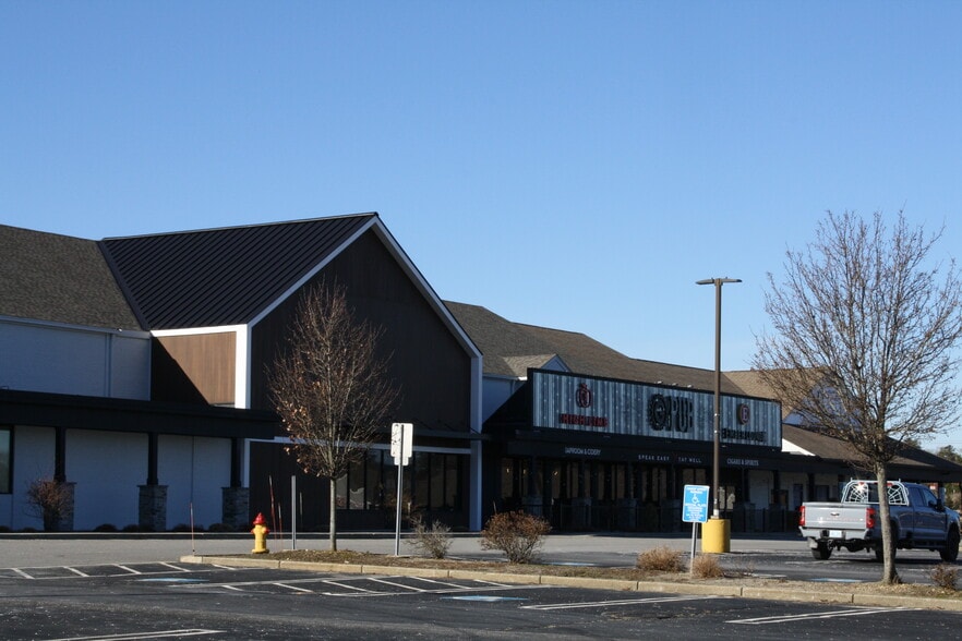 71-101 Carver Rd, Plymouth, MA for lease - Building Photo - Image 2 of 8