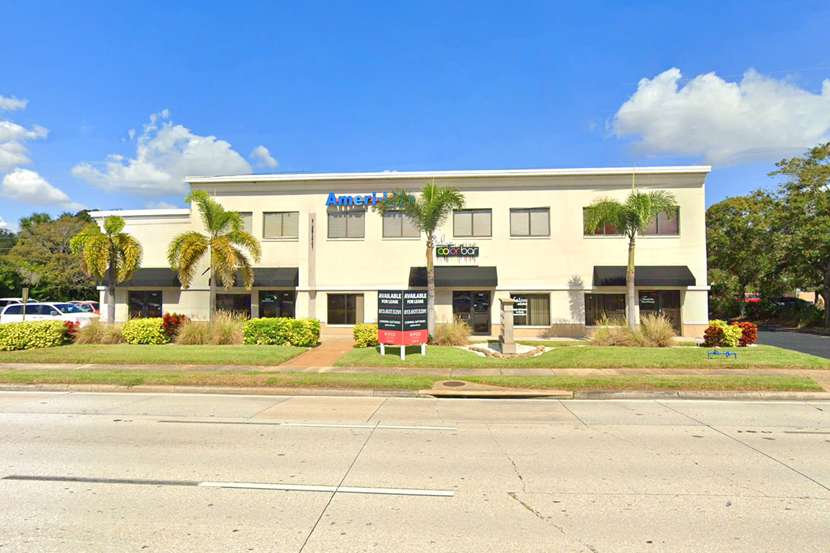 3831 Tyrone Blvd N, Saint Petersburg, FL for lease Building Photo- Image 1 of 2