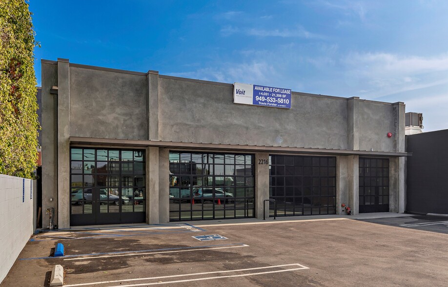 2216 Federal Ave, Los Angeles, CA for lease - Building Photo - Image 2 of 8