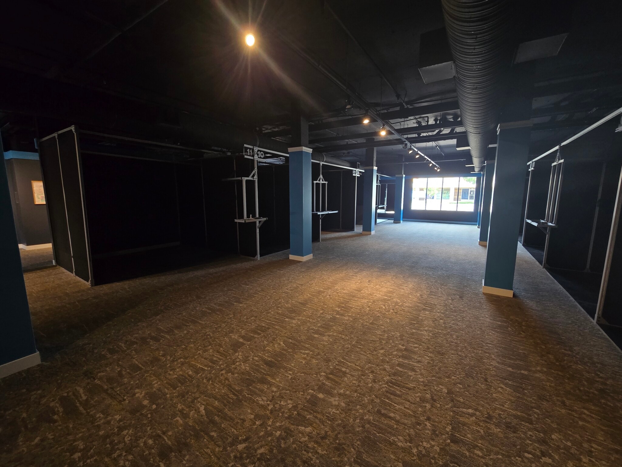 4707 50 St, Red Deer, AB for lease Interior Photo- Image 1 of 13