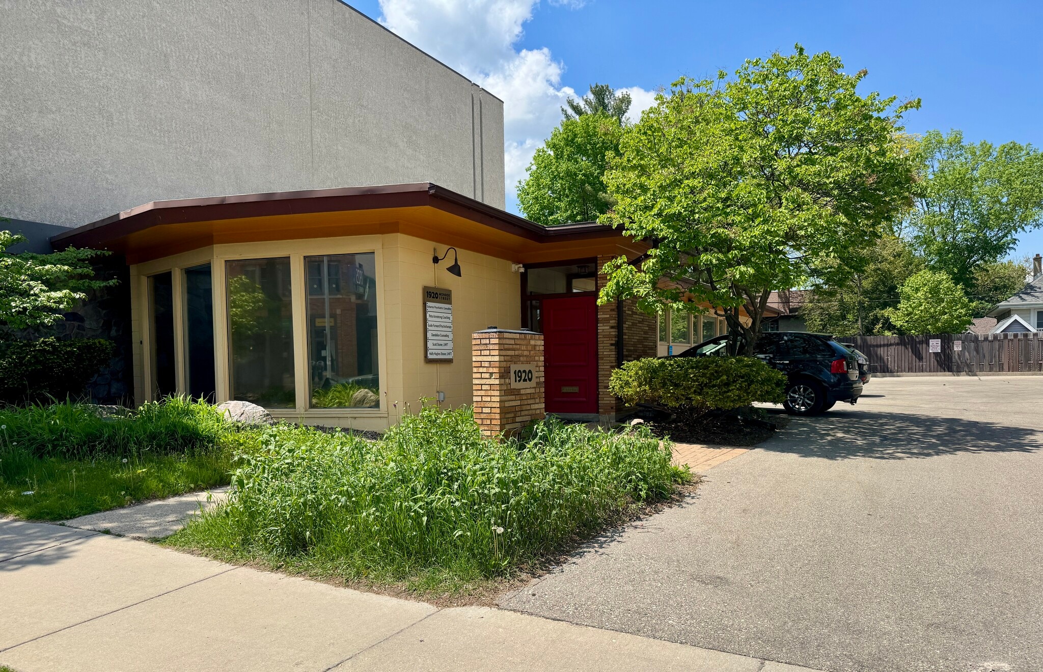 1920 Monroe St, Madison, WI for lease Interior Photo- Image 1 of 13