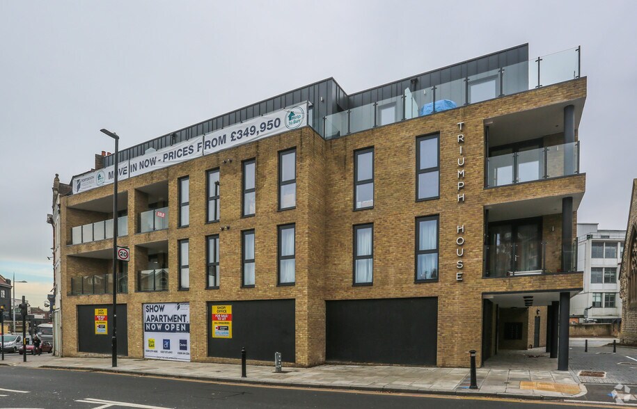 1 Gunnersbury Ln, London for sale - Primary Photo - Image 1 of 1