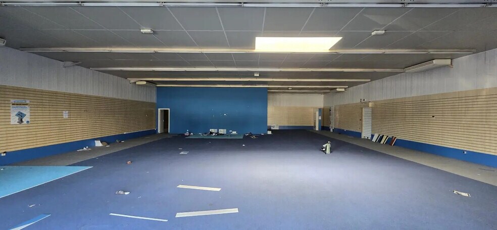 Retail in Champigny-sur-Marne for lease - Interior Photo - Image 2 of 9