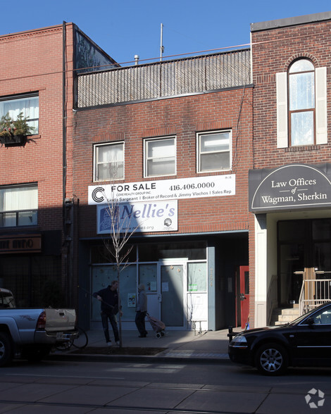 754 Queen St E, Toronto, ON for lease - Building Photo - Image 3 of 5