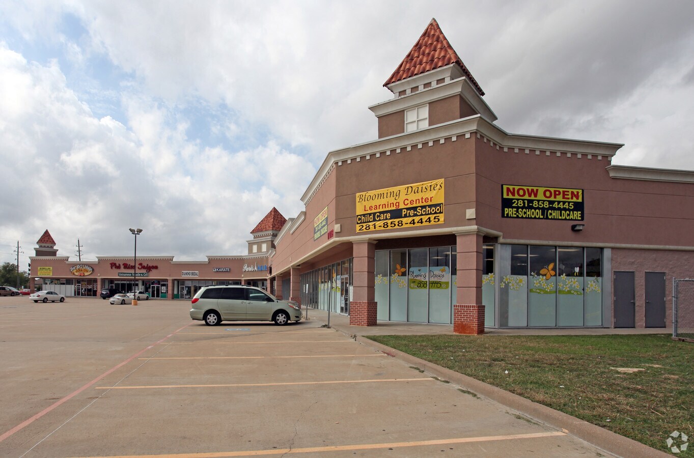 17118 W Little York Rd, Houston, TX 77084