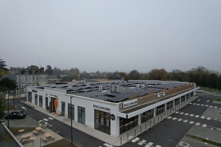 9 Avenue Des Tilleuls, Beaufort-en-Anjou for lease - Building Photo - Image 3 of 4