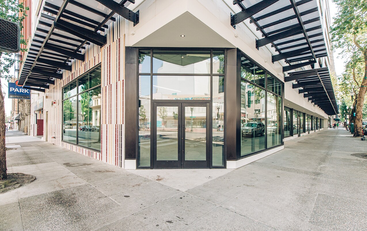 504-538 SW 4th Ave, Portland, OR for lease Building Photo- Image 1 of 2