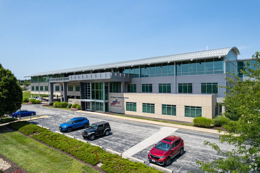 1001 Boardwalk Springs Plz, O'Fallon, MO for sale - Building Photo - Image 1 of 1