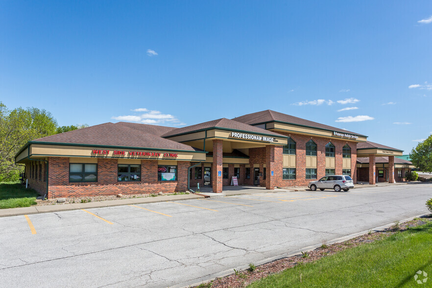 3005 86th St, Urbandale, IA for lease - Primary Photo - Image 1 of 8