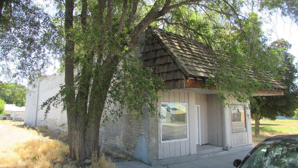 512-538 Main St, Tulelake, CA for sale - Building Photo - Image 1 of 2