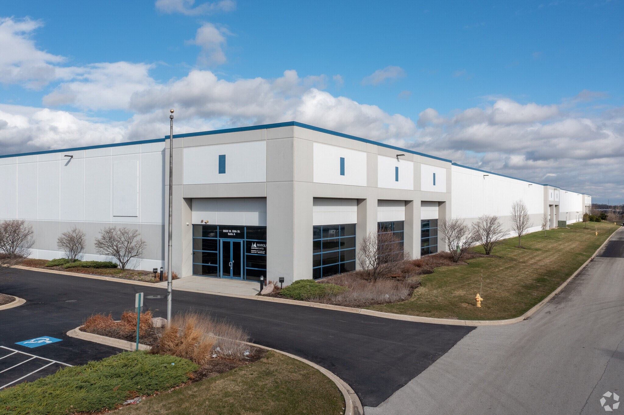 9500 W 55th St, McCook, IL 60525 Industrial for Lease