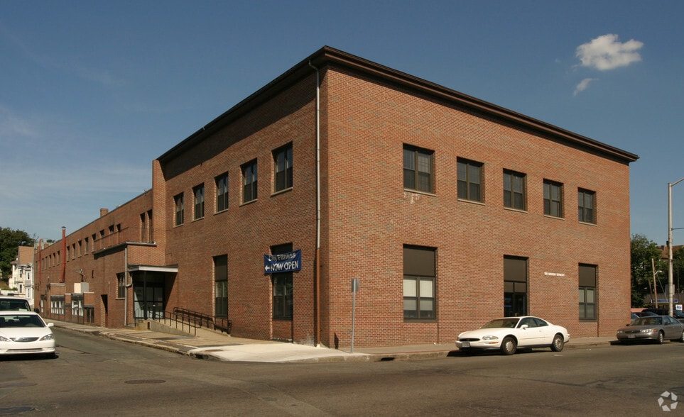 169-181 Union St, Lynn, MA for lease - Building Photo - Image 2 of 6
