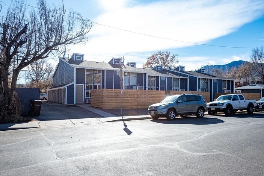 Boulder Collective portfolio of 2 properties for sale on LoopNet.com - Building Photo - Image 2 of 9