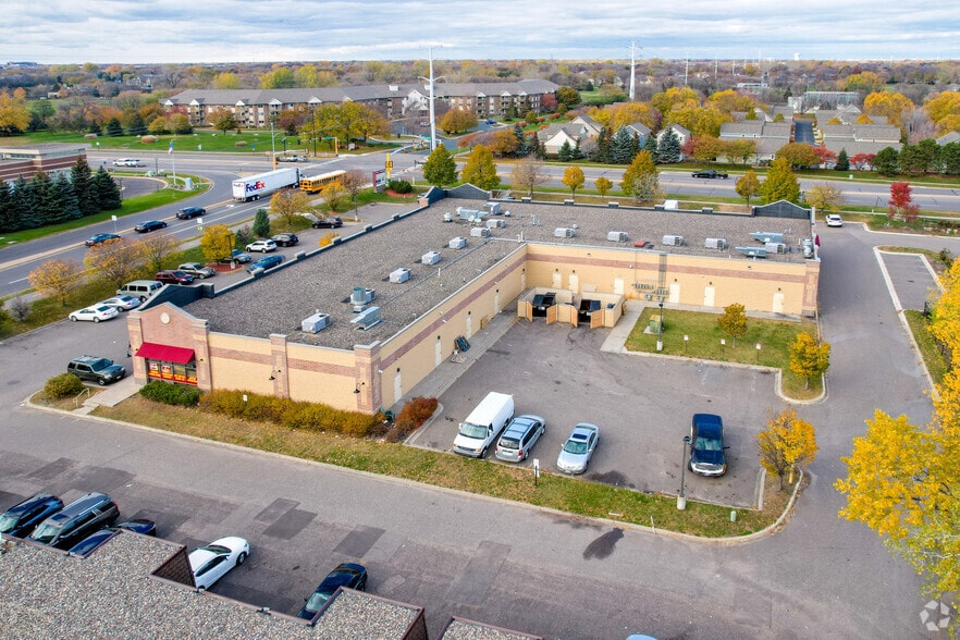 8450 Xerxes Ave N, Brooklyn Park, MN for lease - Aerial - Image 3 of 4