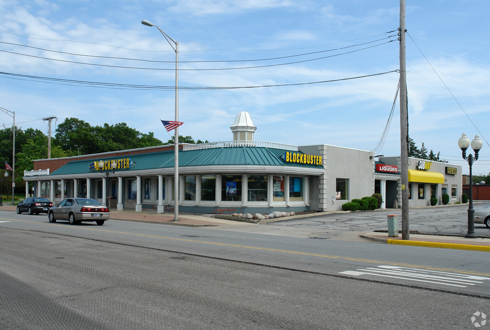 822 Ridge Rd, Munster, IN for sale Primary Photo- Image 1 of 1