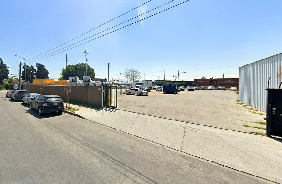 5801 Hooper Ave, Los Angeles, CA for lease - Building Photo - Image 3 of 4